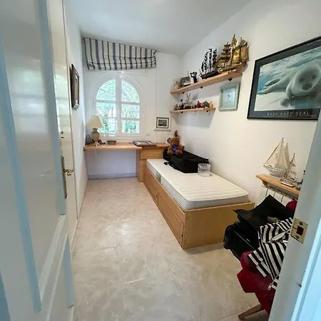 Bonita Casa En Les Penyes Apartment Girona