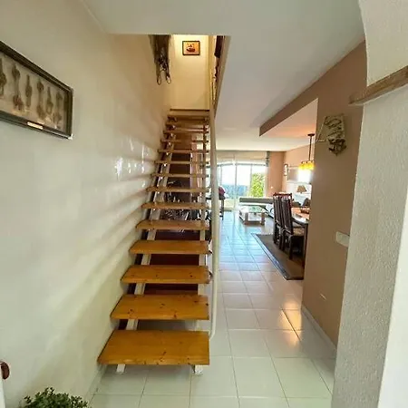 Apartment Bonita Casa En Les Penyes Girona