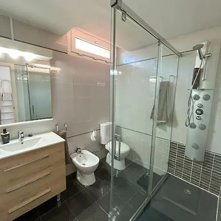 Bonita Casa En Les Penyes Apartment Girona